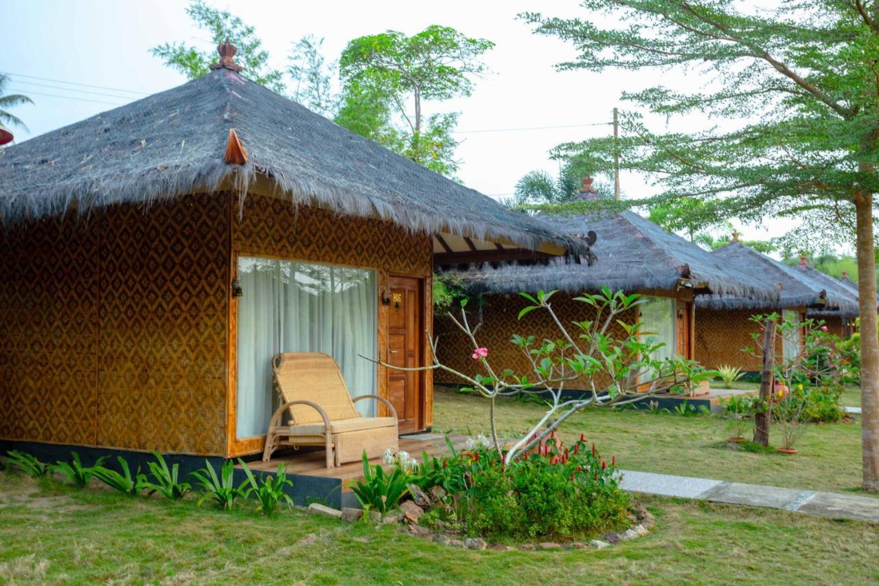 Bintan Exotica Resort By Waringin Hospitality Berakit Exterior foto