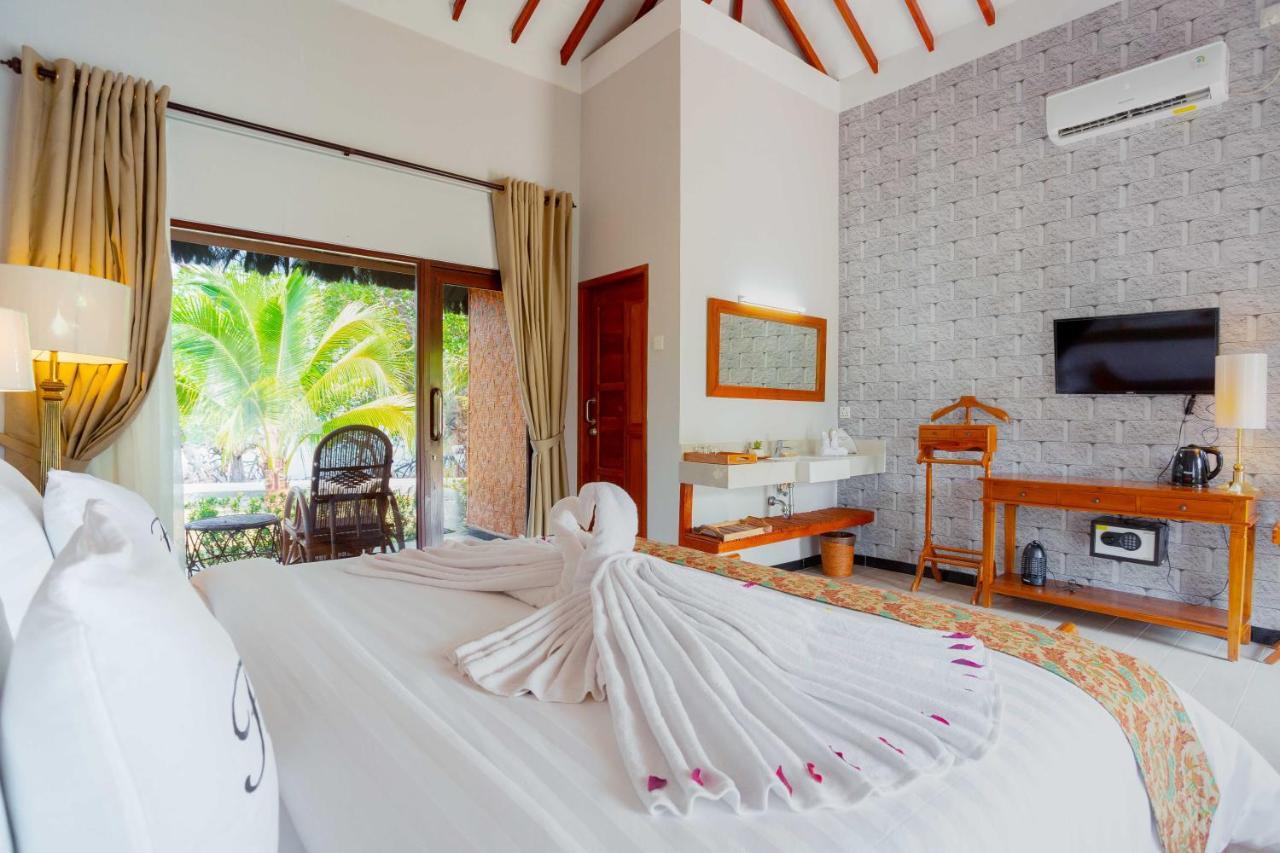 Bintan Exotica Resort By Waringin Hospitality Berakit Exterior foto