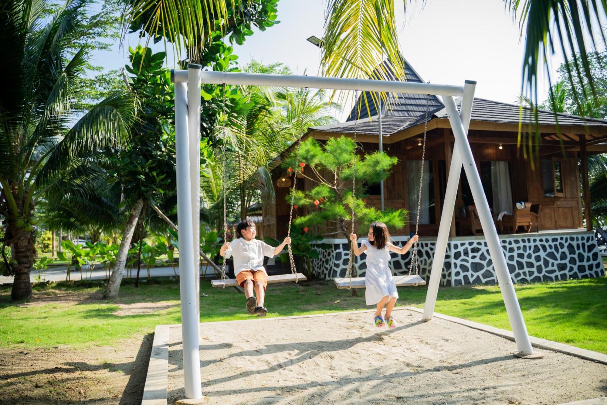 Bintan Exotica Resort By Waringin Hospitality Berakit Exterior foto